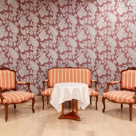 Hotel Hoyuela Santander