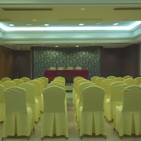 Hotel Hoyuela Santander