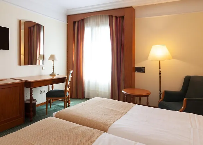 Hotel Hoyuela Santander