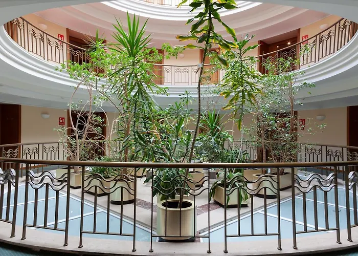 Hotel Hoyuela Santander