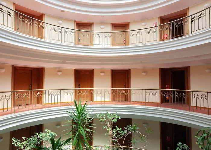 Hotel Hoyuela Santander