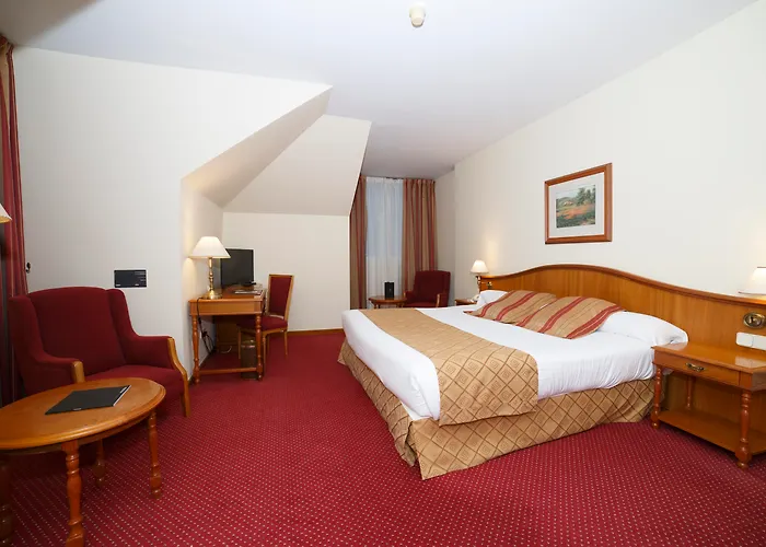 Hoyuela 4* Santander