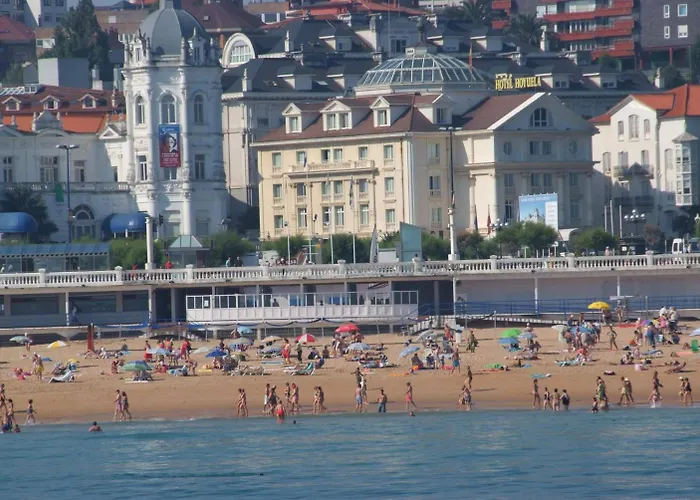 Hoyuela Отель 4*